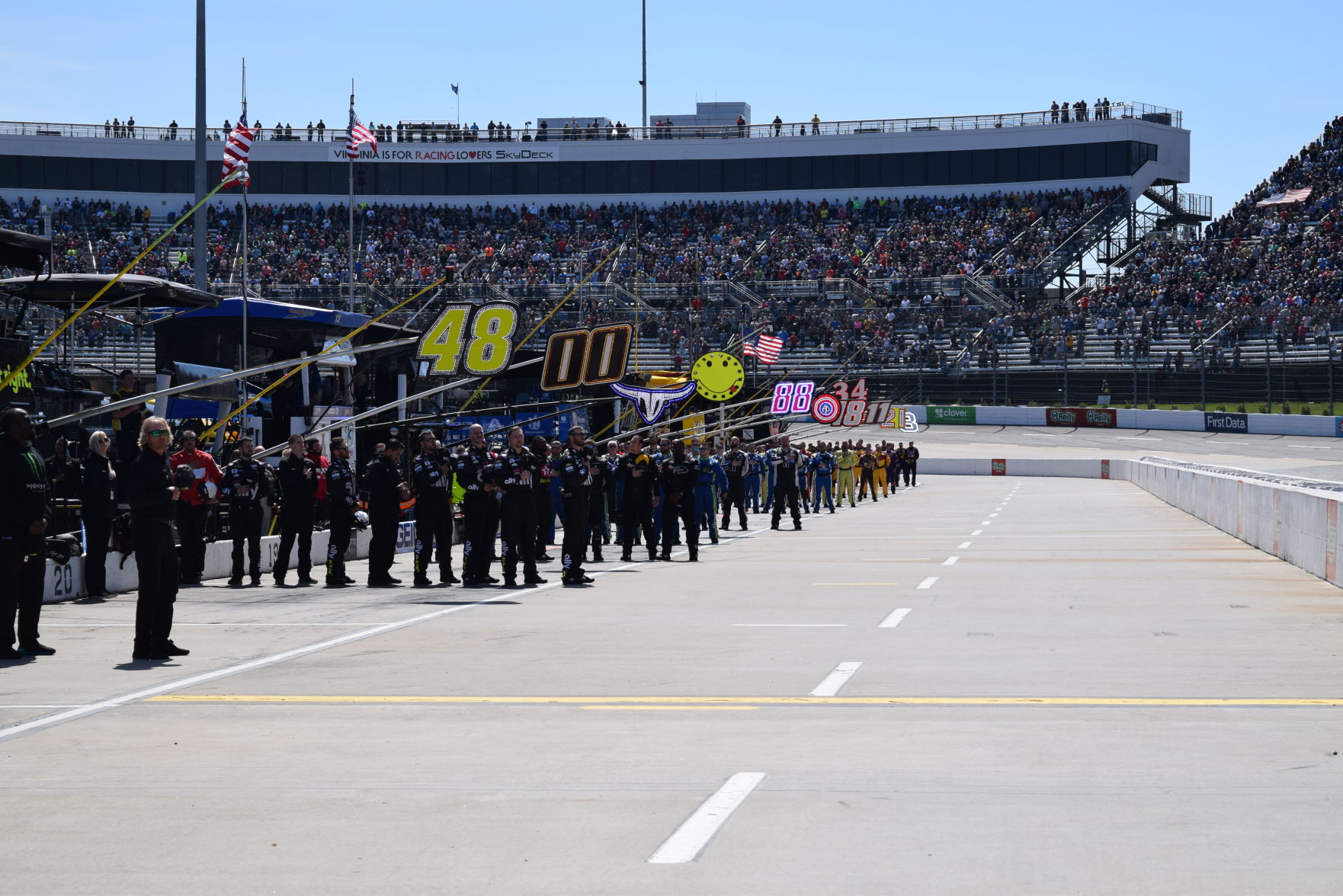 STP 500 pre race